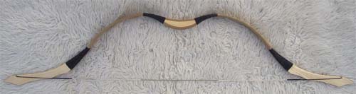 RAVEN (HOLLÓ) - HUNGARIAN TRADITIONAL RECURVE BOW FROM KASSAI